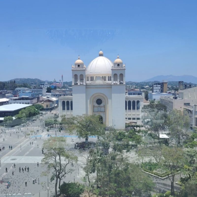.El salvador completo